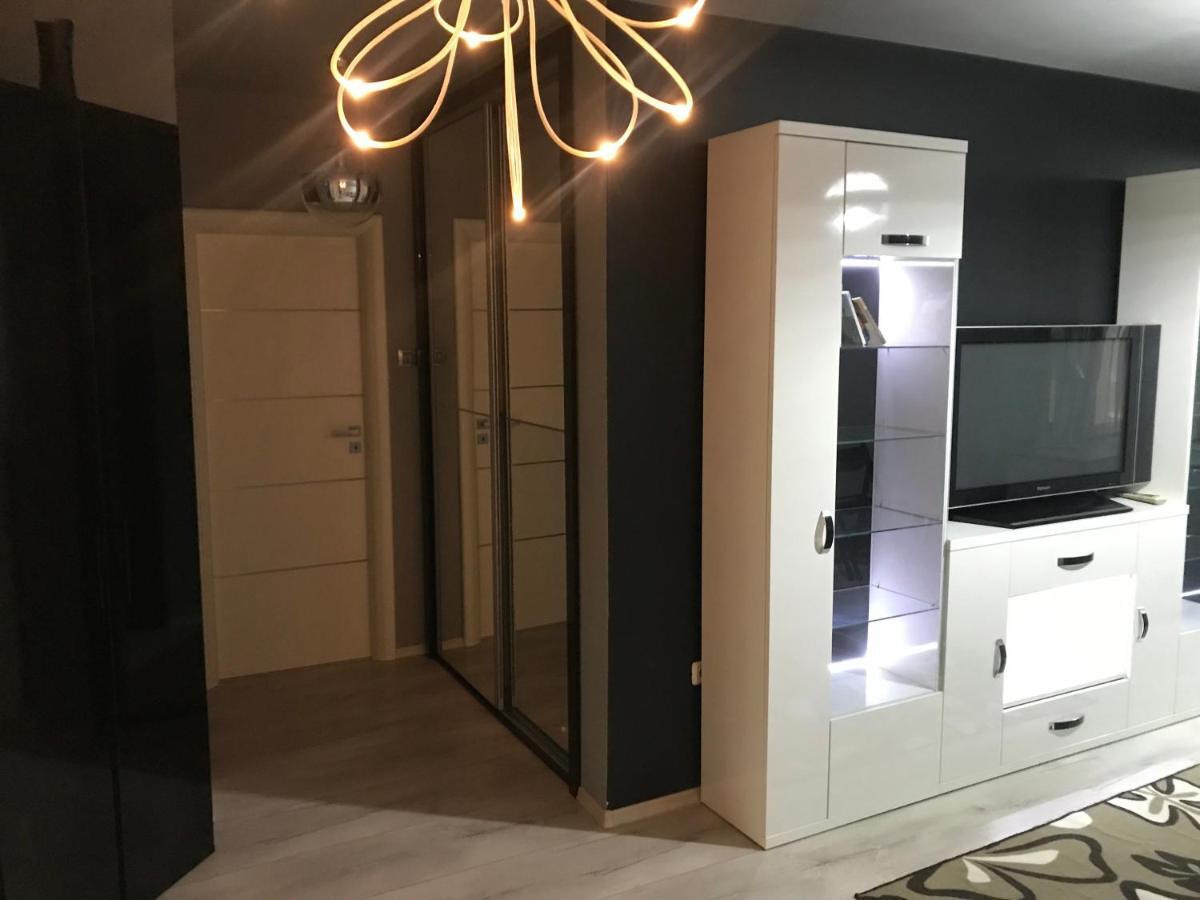 Apartament La Eluta Cazino Konstanca Zewnętrze zdjęcie