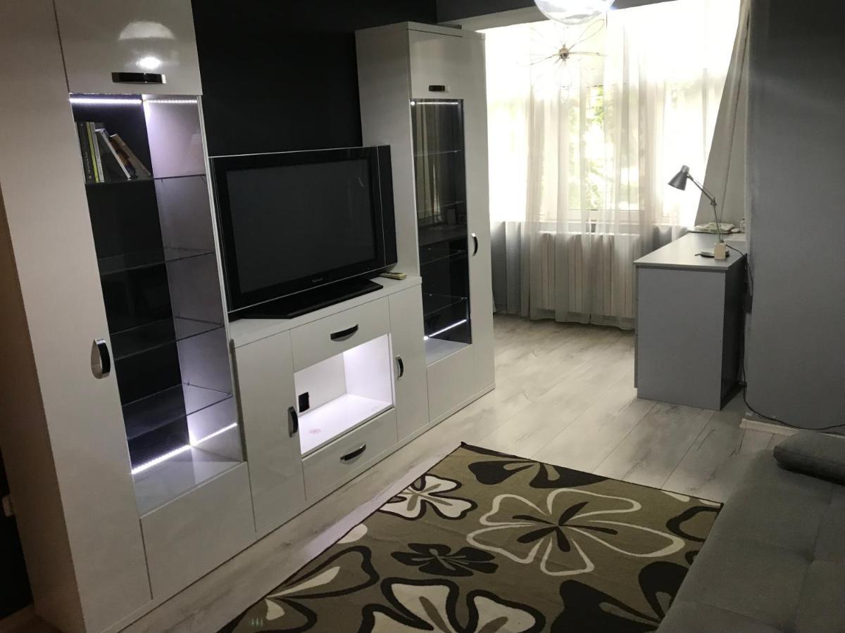 Apartament La Eluta Cazino Konstanca Zewnętrze zdjęcie